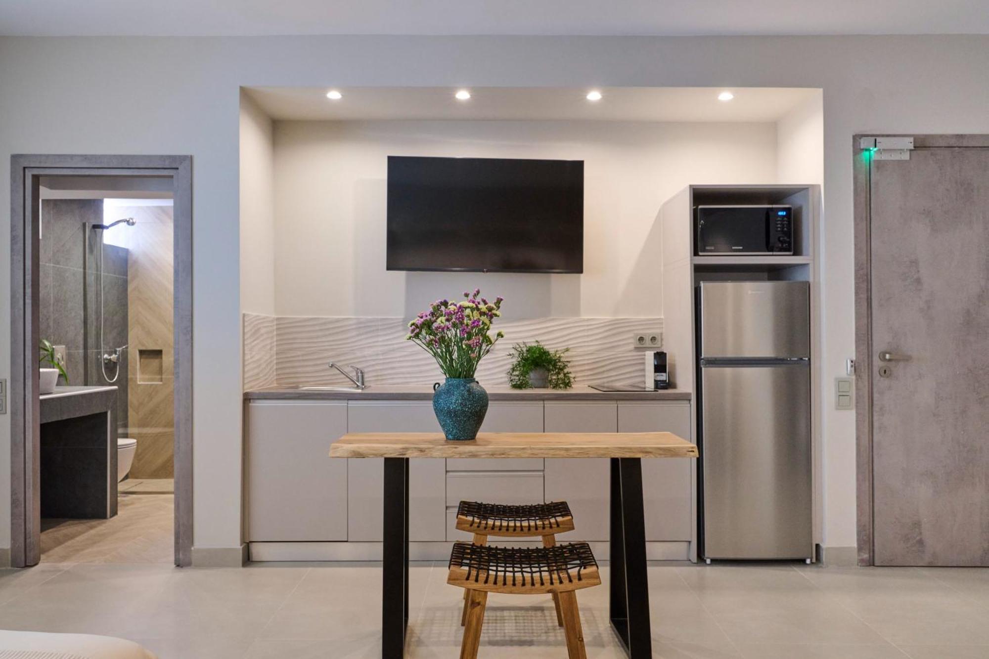 Acropolis Muses - Downtown Luxury Apartments Athena Bagian luar foto