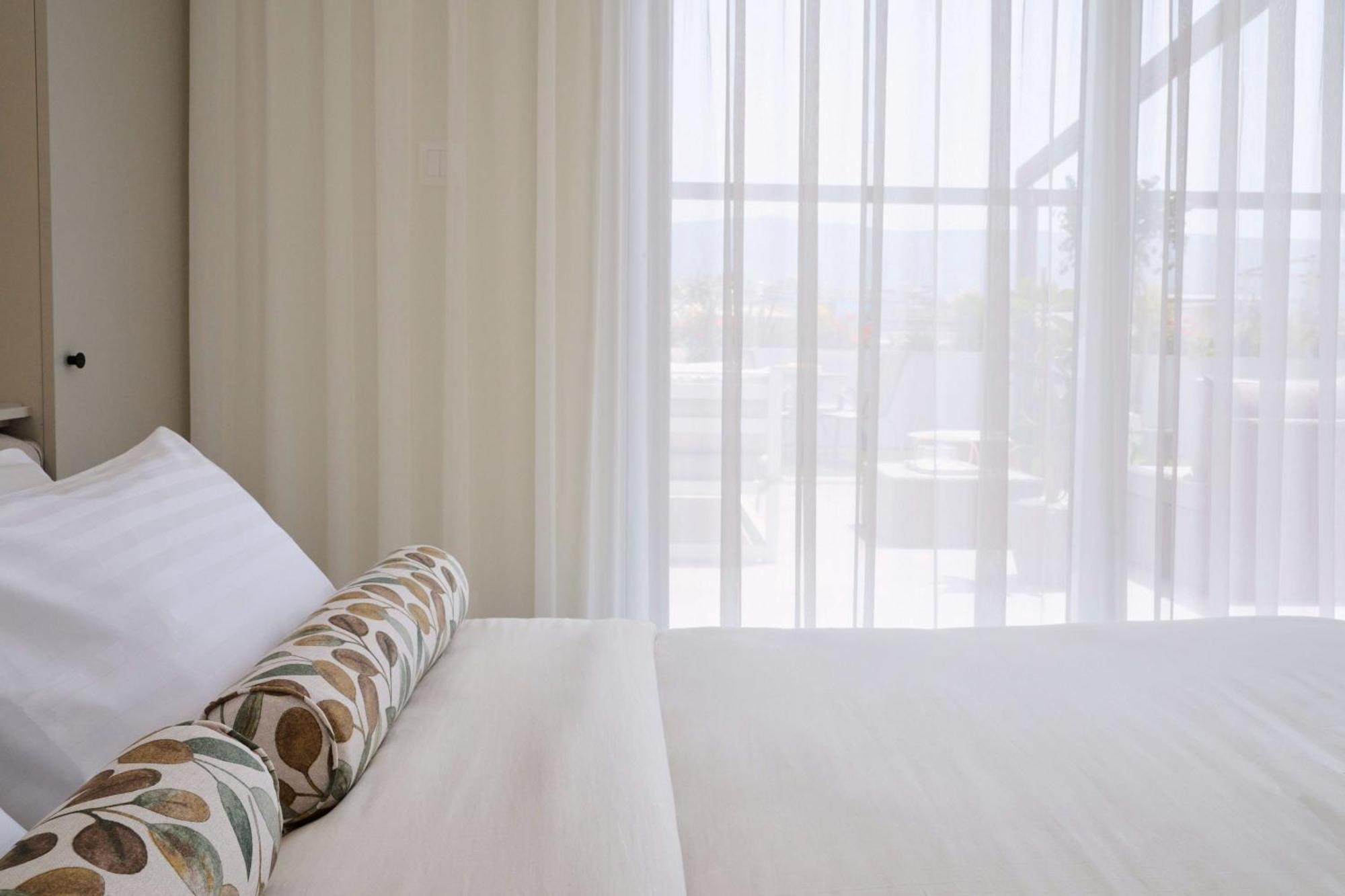 Acropolis Muses - Downtown Luxury Apartments Athena Bagian luar foto