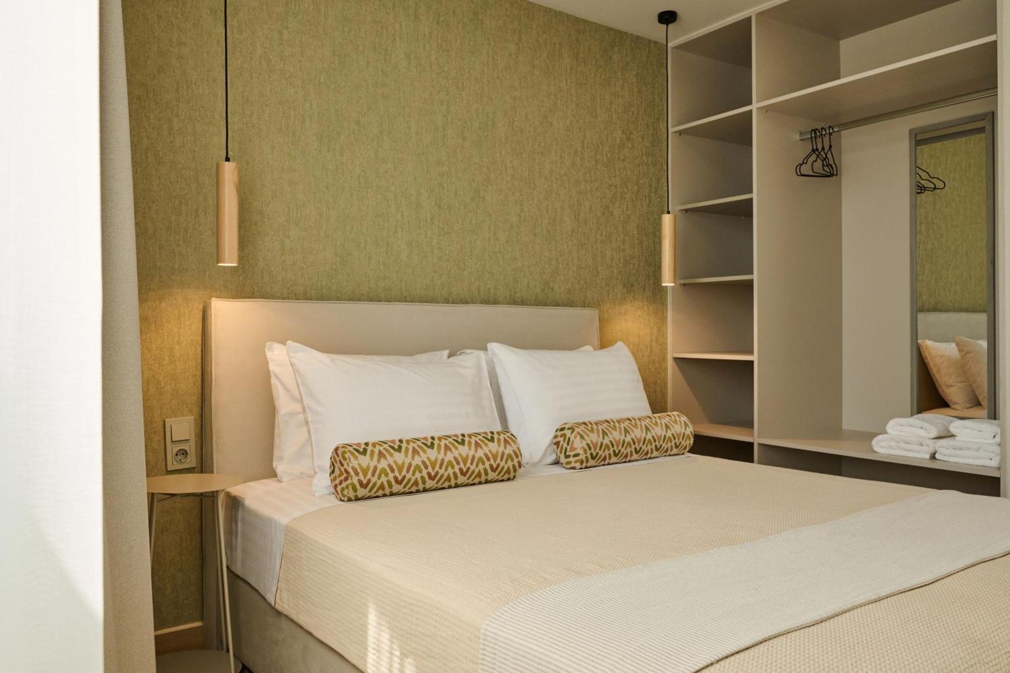 Acropolis Muses - Downtown Luxury Apartments Athena Bagian luar foto