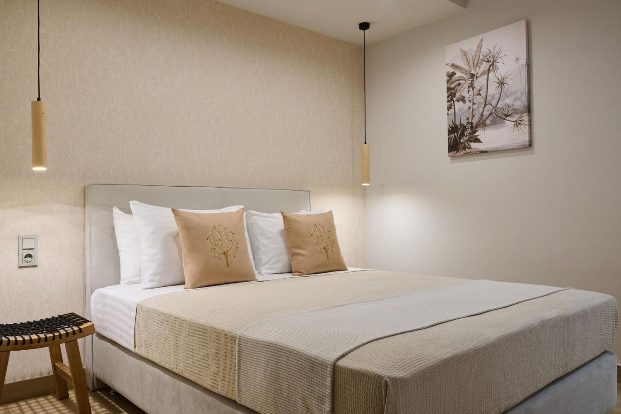 Acropolis Muses - Downtown Luxury Apartments Athena Bagian luar foto